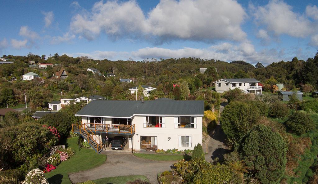 Kowhai Lane Lodge Half-moon Bay Exterior photo