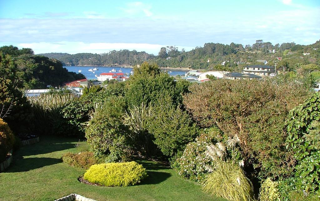 Kowhai Lane Lodge Half-moon Bay Exterior photo