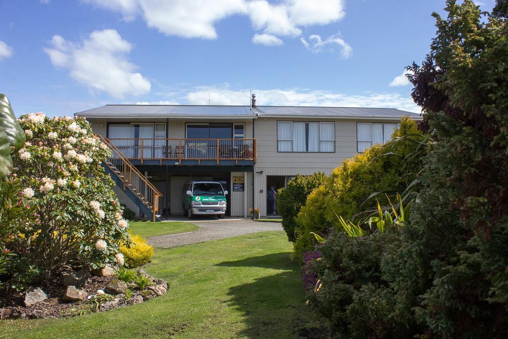 Kowhai Lane Lodge Half-moon Bay Exterior photo