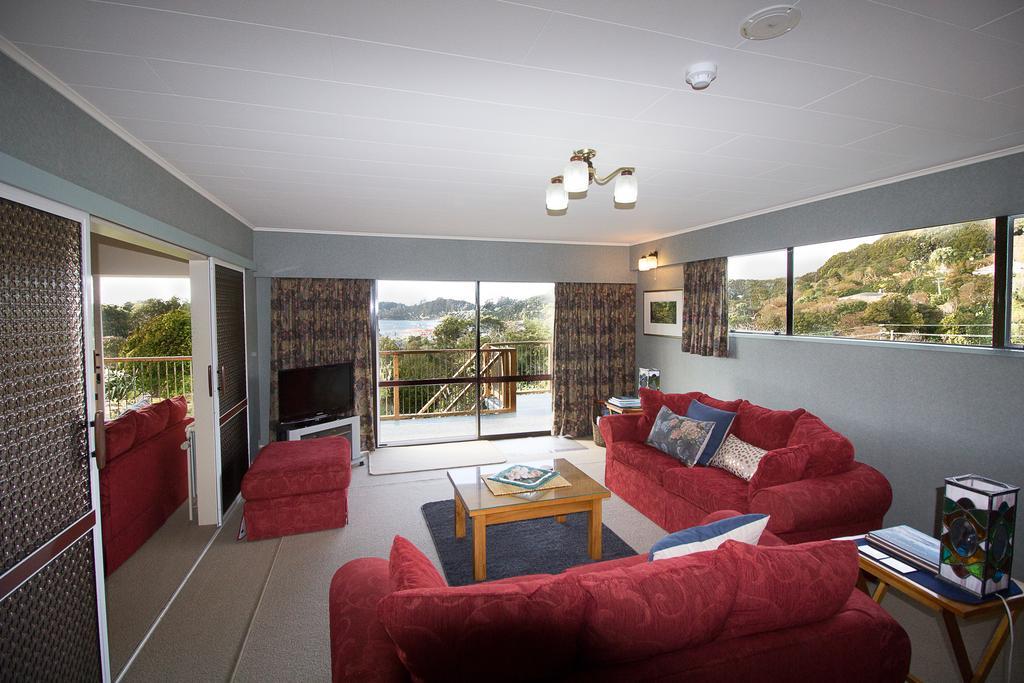 Kowhai Lane Lodge Half-moon Bay Exterior photo
